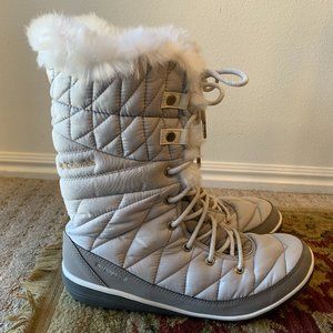 Columbia Women's Heavenly Omni-Heat Waterproof Boots, size 11